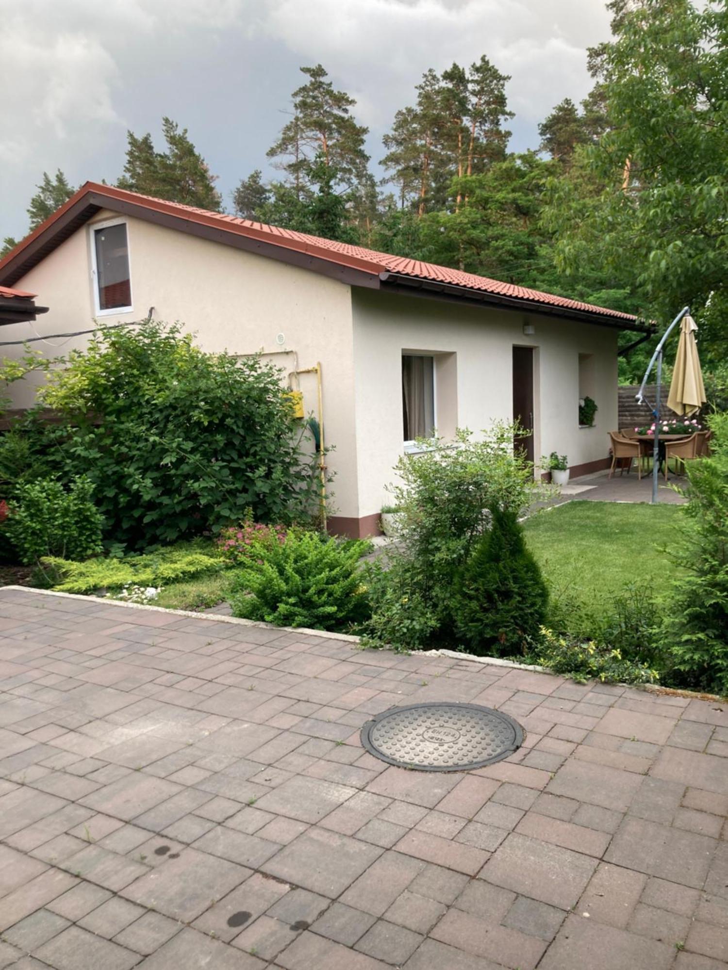 Villa Vorzel house Exterior foto